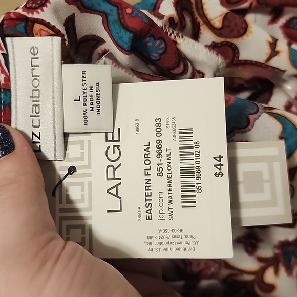 Liz Claiborne floral paisley top size large - Picture 6 of 6